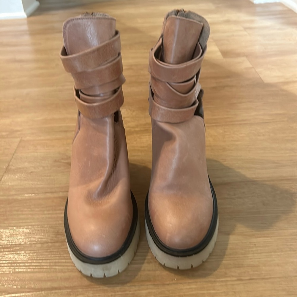 NEW Free People Boot 8.5